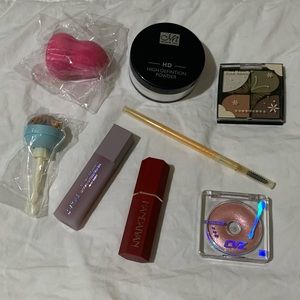 Makeup Bundle Set of 8 Products - NIB